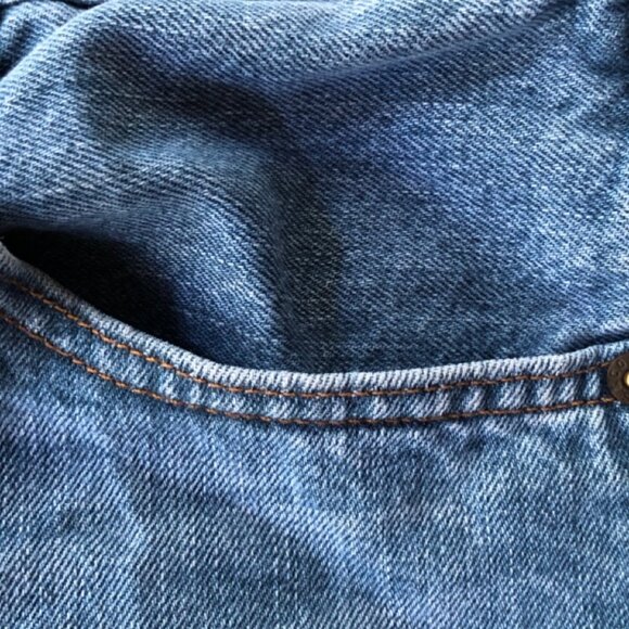 Levi’s Women’s 569™ Loose Fit, Straight Leg Denim Jeans 31x30 - Picture 15 of 16